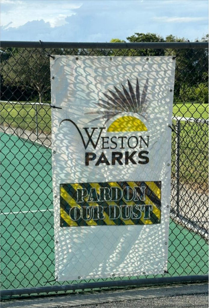 FENCE WINDSCREEN - Weston Parks