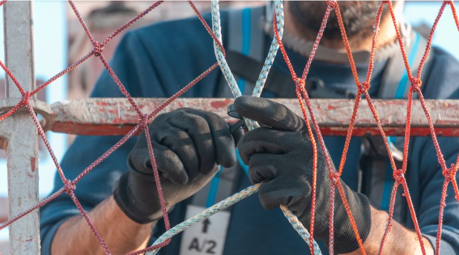 Repairing Climbing Cargo Net